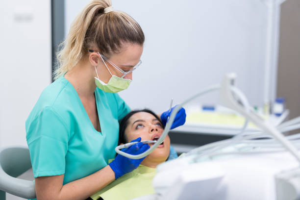 Best Emergency Tooth Extraction  in Gillett, WI